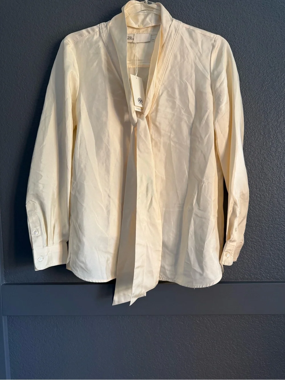 TORY BURCH • NWT silk bow blouse French cream size 2 button down top